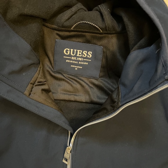 Guess soft shell jacket - Picture 3 of 8